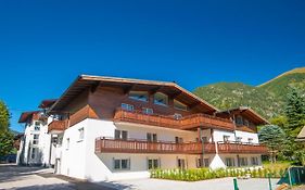 Haus Breitenfellner By Alpentravel